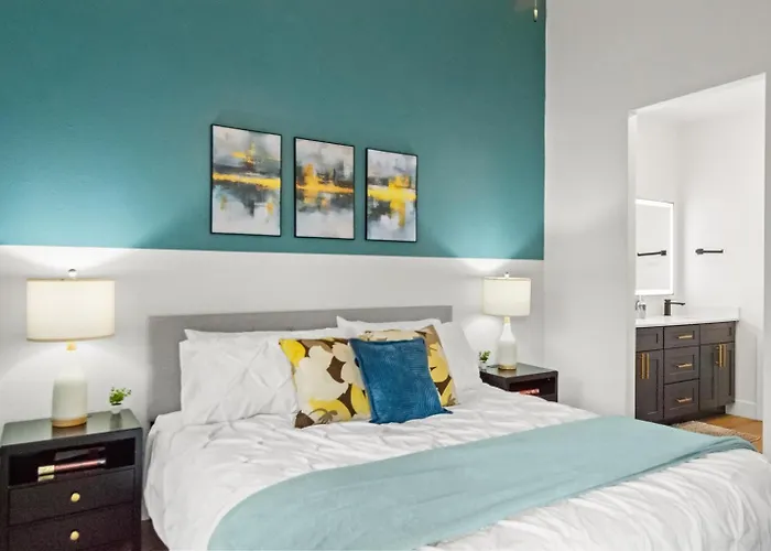 Reading Retreat Literary & Quiet Luxury Scottsdale